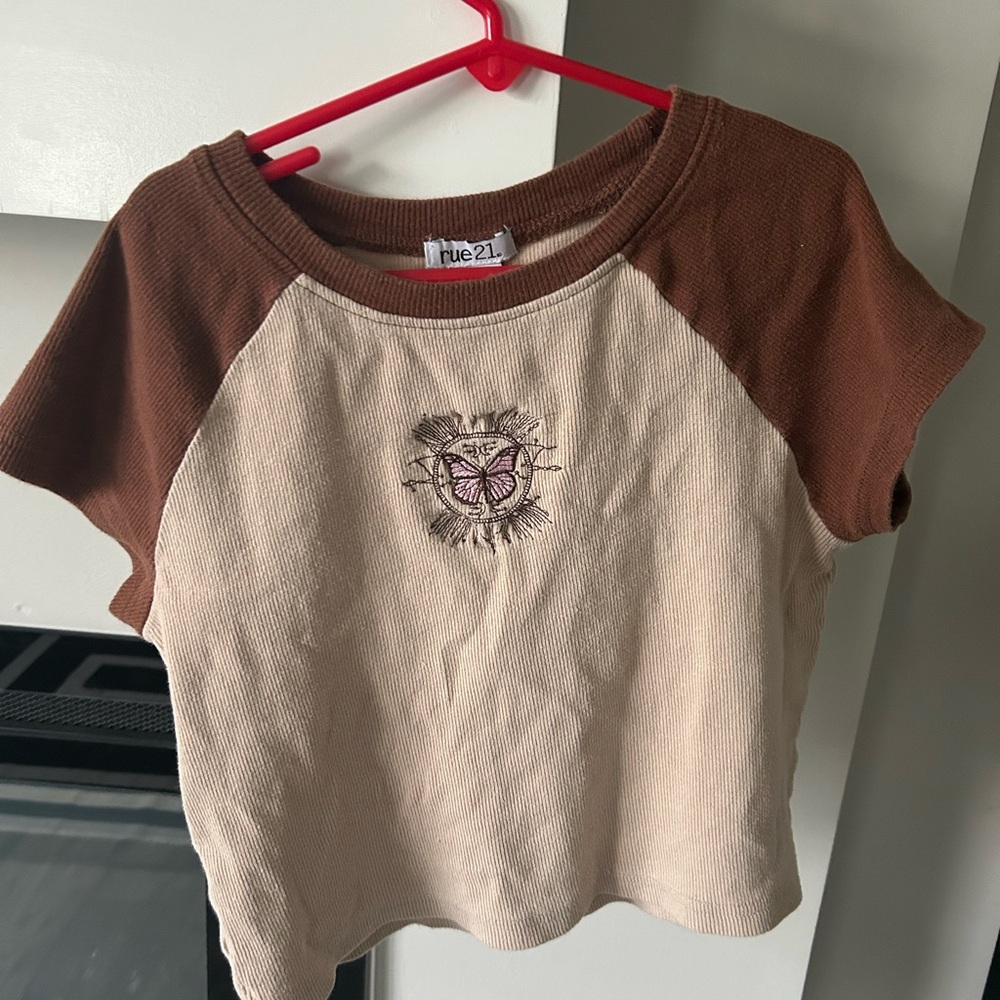 Rue21 Brown and Cream Short Sleeve Tee
